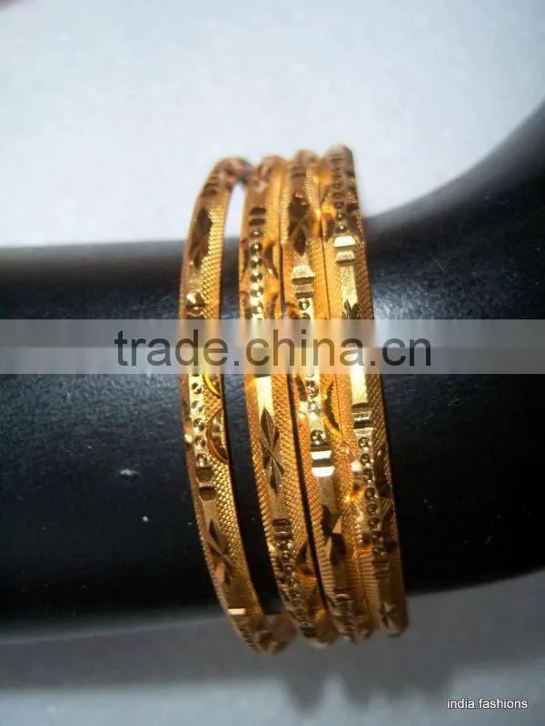 BRACELET BANGLES