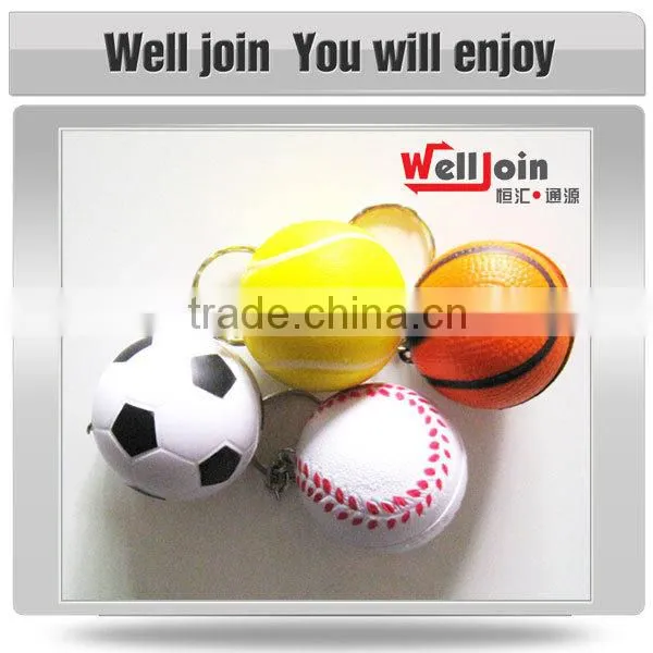 Widely used superior quality canada souvenir keychain