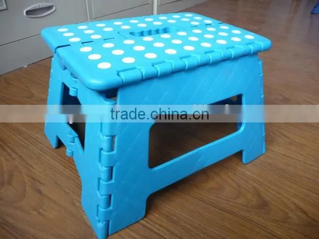 Made in china colorful plastic portable folding step stool