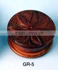 Carved Leaf Wooden Grinder