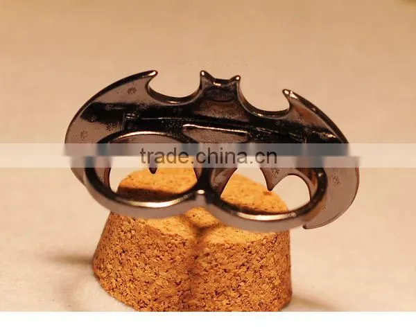 Black Crystal Studded Bat Shape Double Finger Holes Punk Style Ring