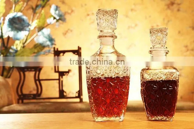 Big white wine glass bottle grape wine glass bottle with lid cheap glass bottle