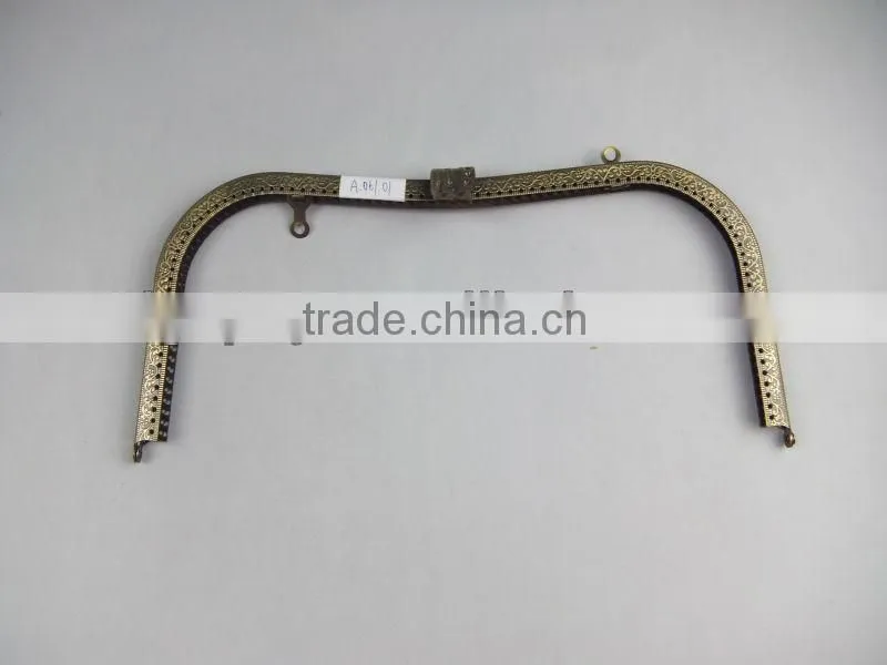 Factory price DIY top quality elegant pinhole big bag frame with clasp loop