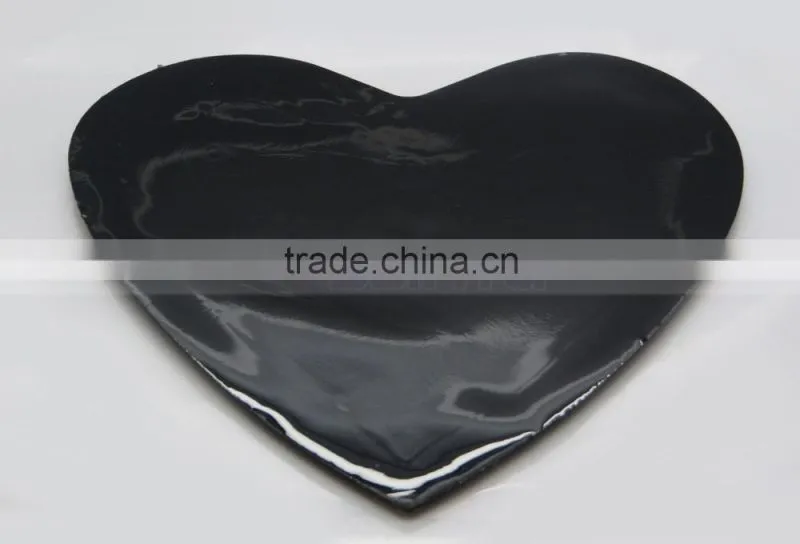 Black Color, Magic PU Gel Material Heart Shape Sticky Pad