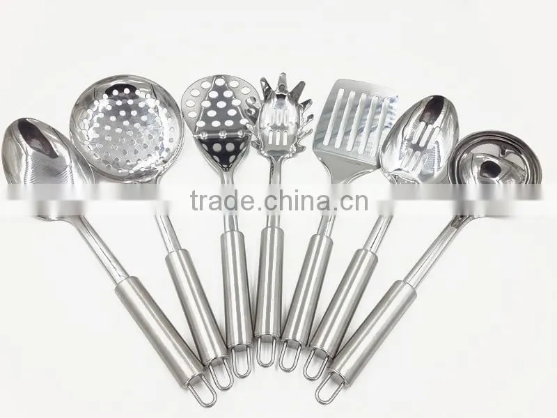 2015 promotion 7pcs metal kitchenware