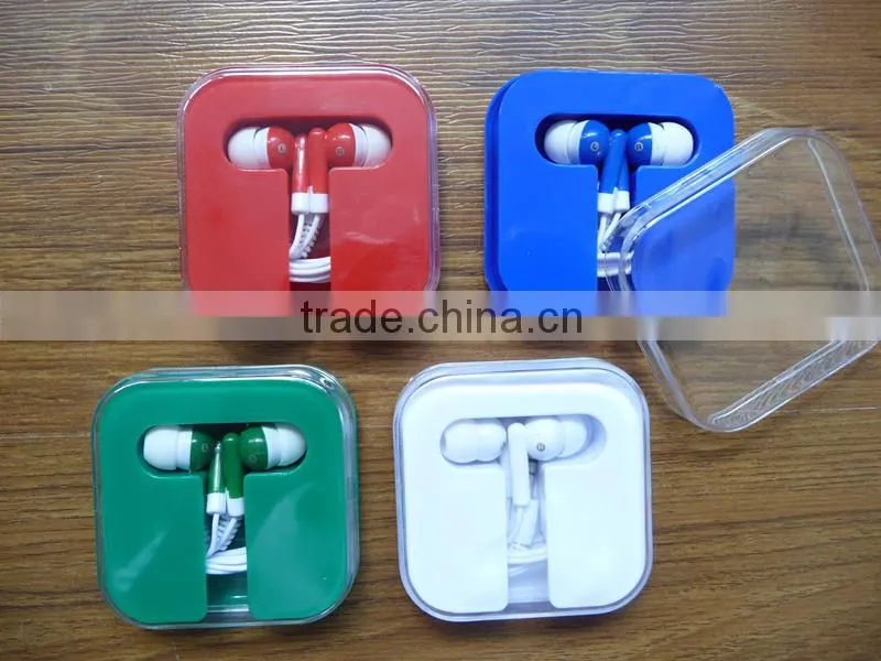 Triangle plastic case earphone for promotional proposal