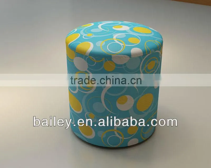 round wicker ottoman