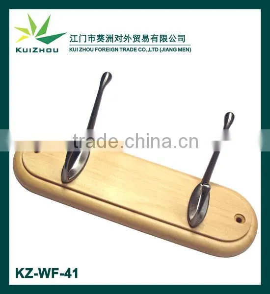 Wooden hanger