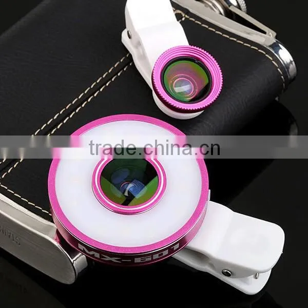 Universal 3 in 1 Smartphone Camera Wide Angle/Marco/Fisheye Lens With Selfie Light
