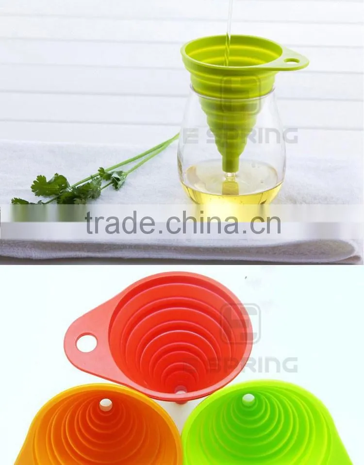 4 Colors Gel Practical Bar Tools Small Collapsible Foldable Silicone Funnel