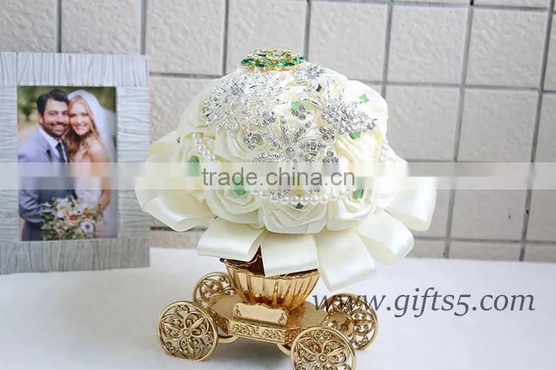 Handmade Satin Roses brooch Wedding bouquets for weddings