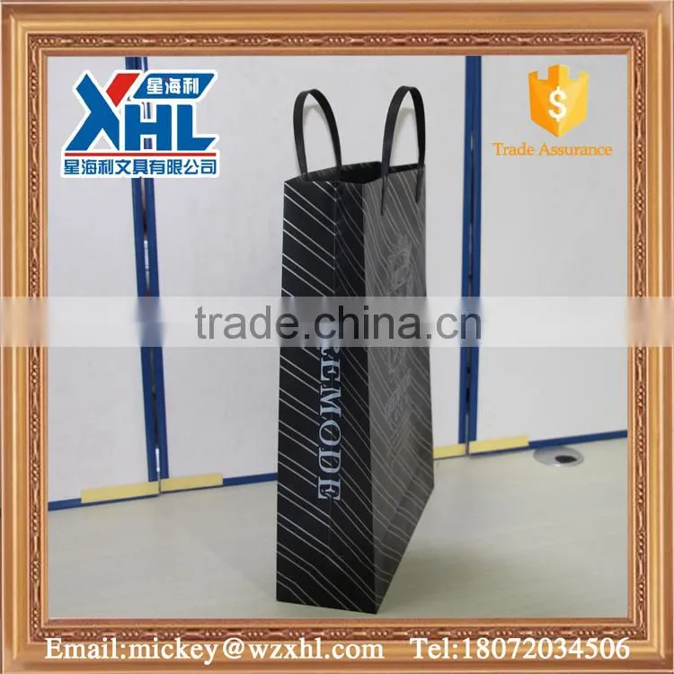 new design gift bag with plastic handle