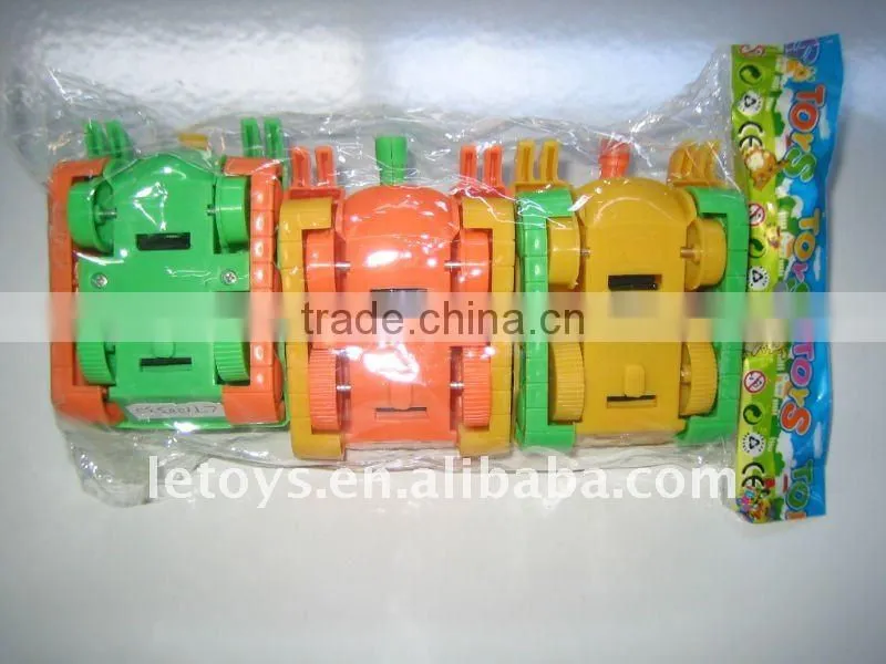 three color inertia children samll tank cars toy