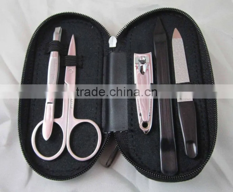 Best Selling Travel Manicure And Sewing Kit