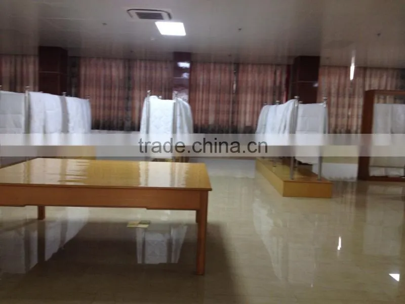 100%polyester microfibre luxury warm quilt with fashion printing design hot sale in the West from China
