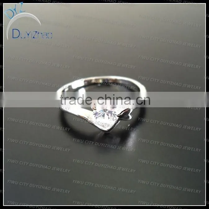 2016 high quality simple fashion ladies cz rings