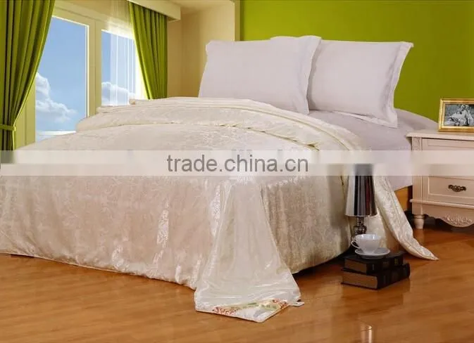 2015 luxury 100%silk quilt by handmade, 100%cotton Jacquard cover