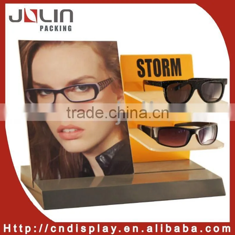 counter eyewear display