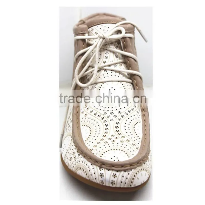 Women lace up casual shoes