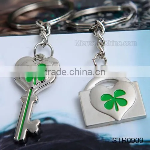 In Stock Hot Couple Key Chain "I Love You" Heart Arrow Key Chain