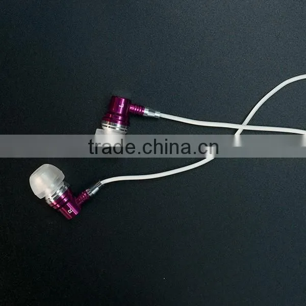 metal earphone with good quality