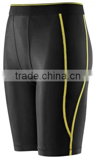 MEN'S COMPRESSION HALF TIGHTS