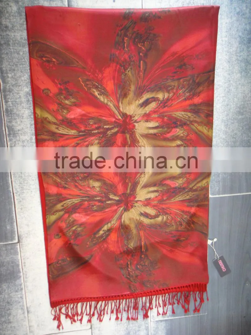 No MOQ Factory Direct Free Sample Custom Design Silk Raised Scarves Manufacturer in China