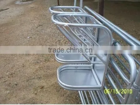 heavy duty cattle hey feeder for livestock