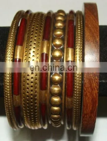 Vintage Design Wood Brass Inlay Bangles Set