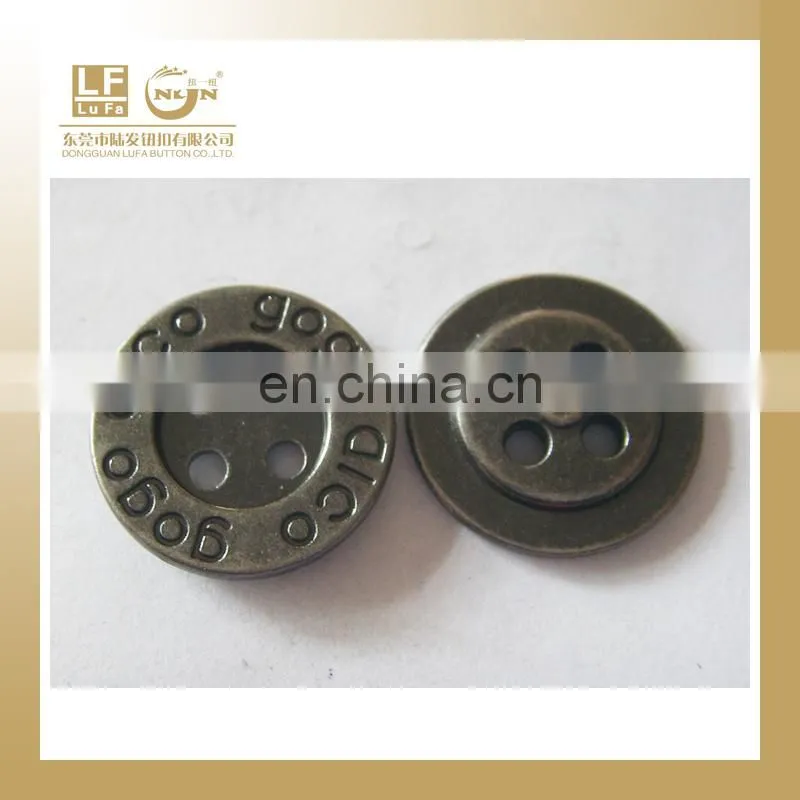 T-Shirts button