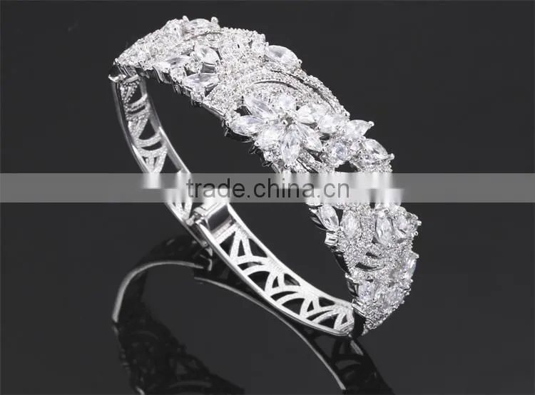 New Model China Wholesale Rhodium Plated Cubic Zirconia Bridal Indian Jewelry Set