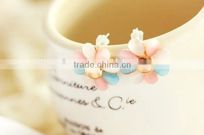 Coral Roses Earrings Daisy flower Earrings Flower Stud Earrings