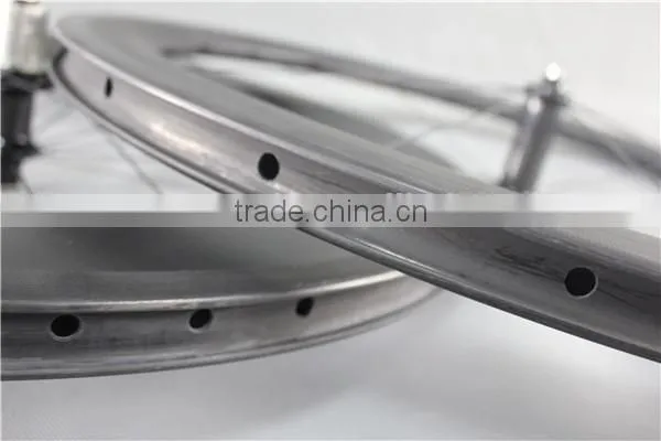 56mm and 86mm carbon clincher wheels China carbon wide side bike wheels W56C