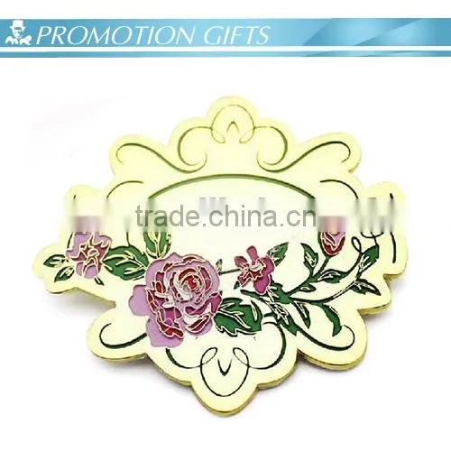 2015 high quality logo custom metal pin badge made in China