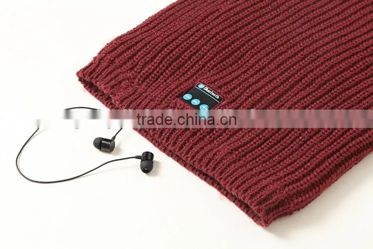 Wireless music neck warmer hands free EU standard for winter outdoor wearable device