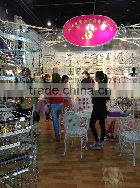 Fashion Metal Wall Digital Clock Wholesale