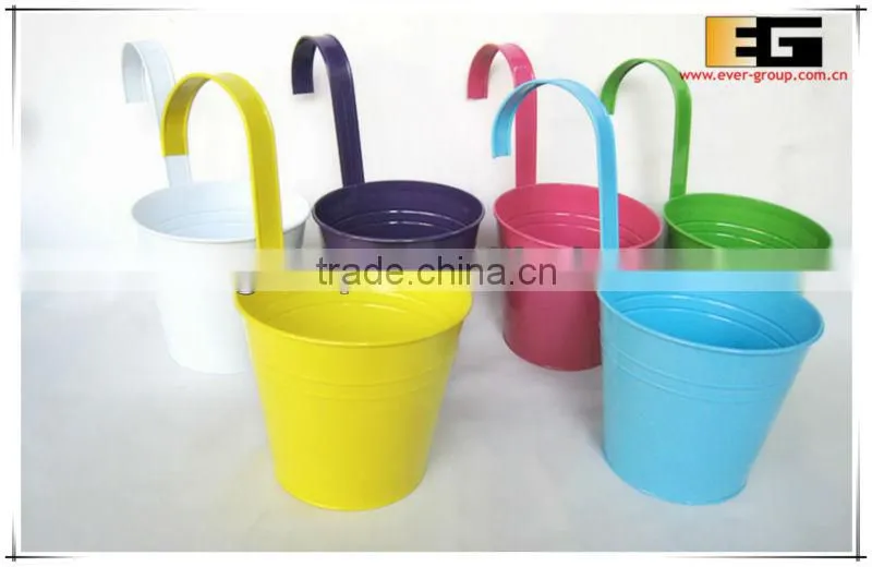 Zinc hanging basket powder coated Flower planter