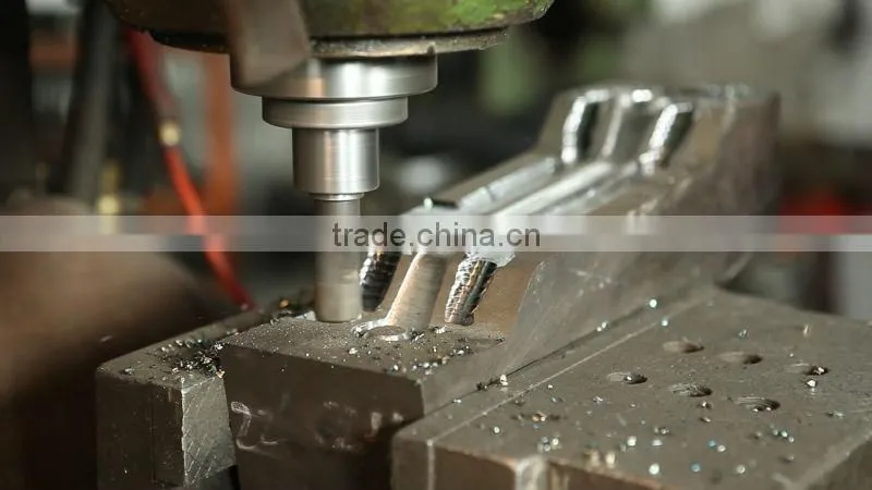 2T Small hydraulic jack with the material of pure steel