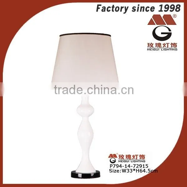 hotel column floor lamp in polyresin