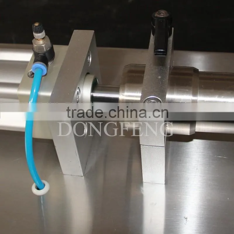 2016 SS304/316 semi-automatic one nozzle liquid filling machine-SLF
