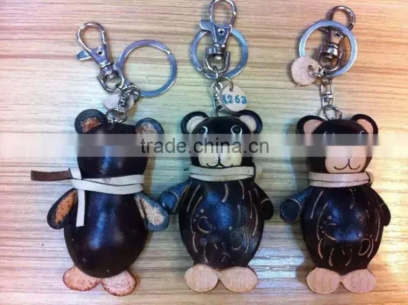 Wholesale promotion personal Handmade Soft leather animal key chain