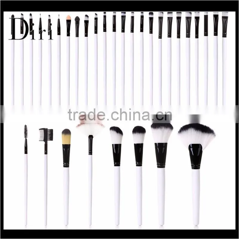 White handle smudge brush makeup brush set 32 piece