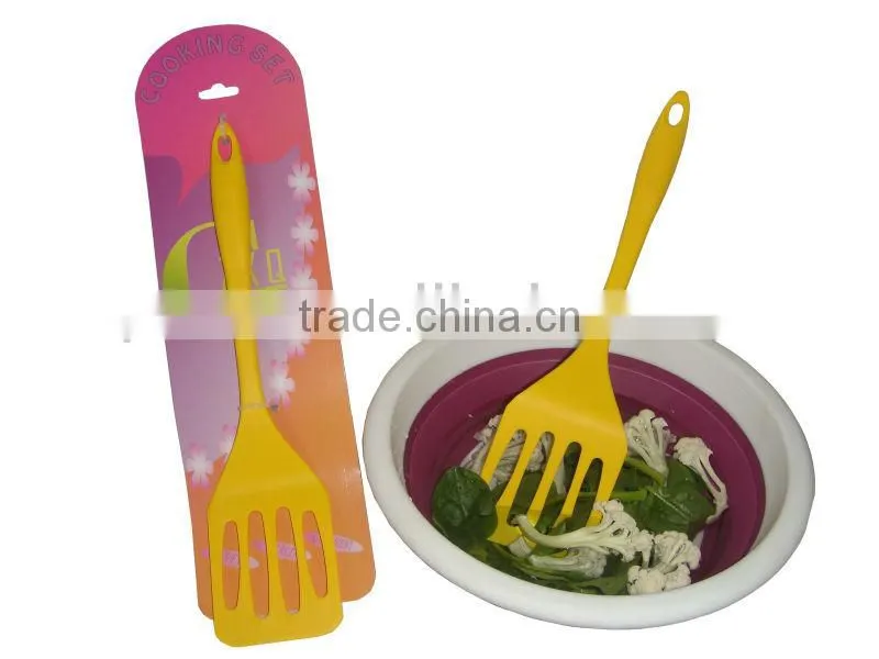 Food grade Nylon Slotted Spatula