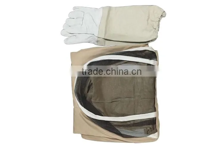 Thick cotton material anti-bee suitst with attached helmet