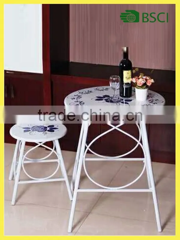 Good quality garden metal watering can for garden decoration