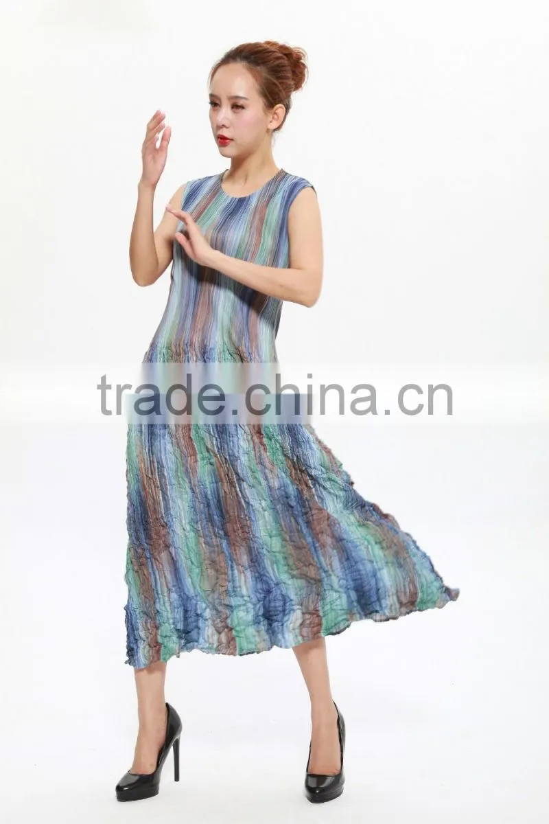 Women latest designs colorful printing sleeveless pleated dresses
