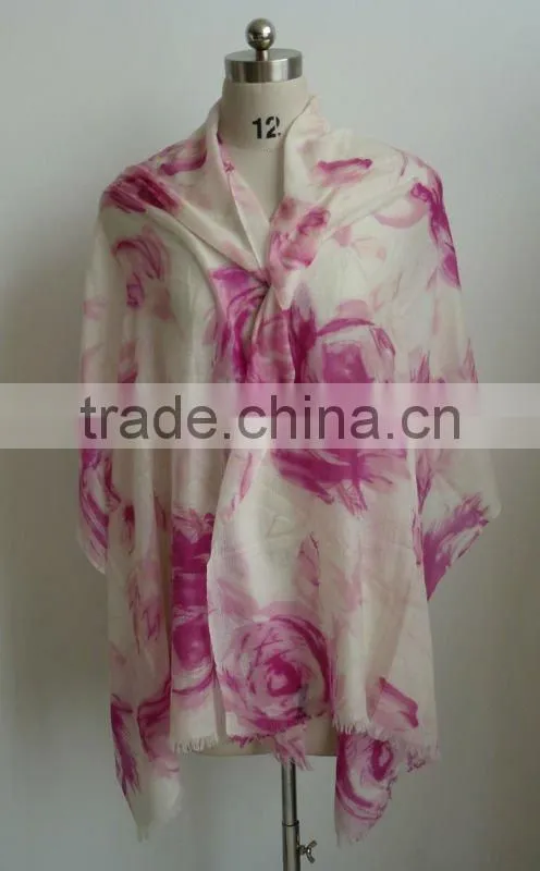 women worsted shawl
