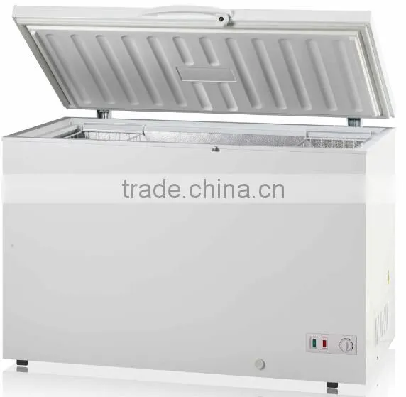 BD650C large capacity solid door freezer with lock