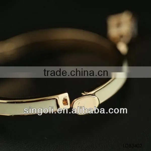 New arrival zircon filled locket pendant gold platted bangle