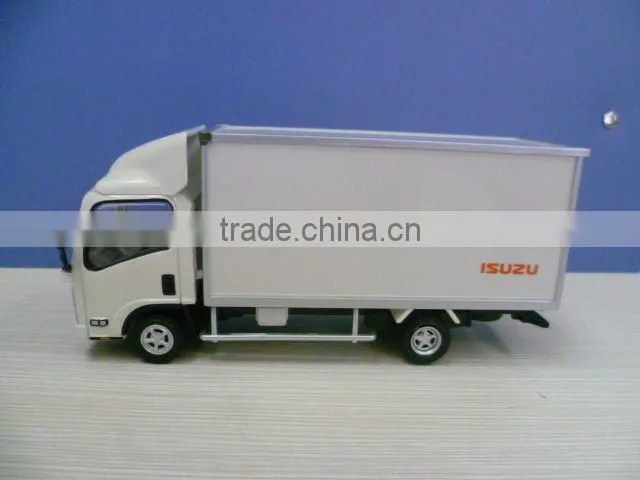 1-43 die cast metal Isuzu truck replica